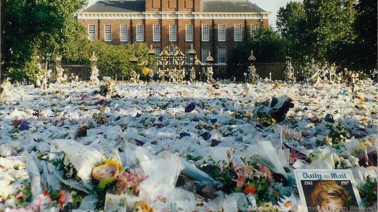 London Mourns Diana
