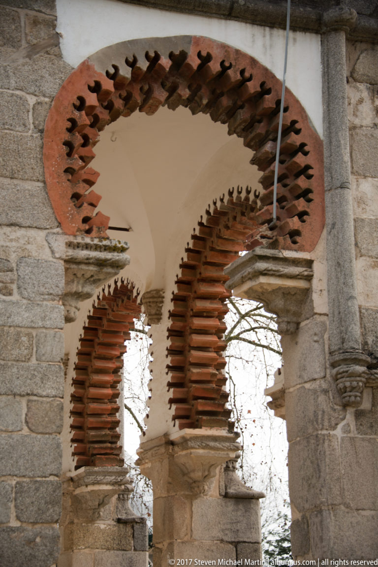 Oblique view through the Manueline-Mudéjar arcade of the Paço das Damas at the Palácio de D. Manuel in Évora.