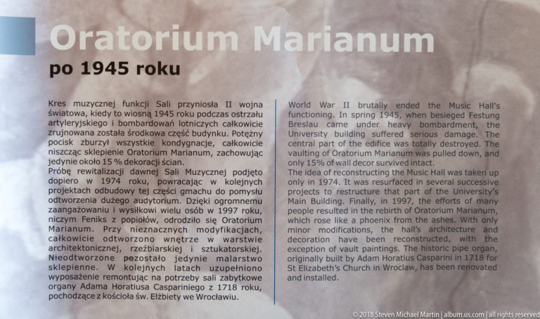 Bilingual Polish-English museum panel explaining wartime destruction and reconstruction of the Oratorium Marianum after 1945.