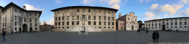 Palazzo della Carovana with broad staircase faces Piazza dei Cavalieri, with Santo Stefano dei Cavalieri at right.