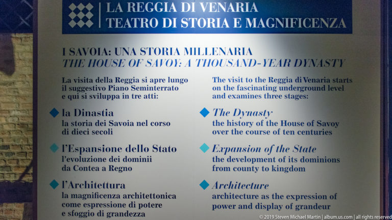 Bilingual introductory panel for The House of Savoy: A Thousand-Year Dynasty at La Venaria Reale.