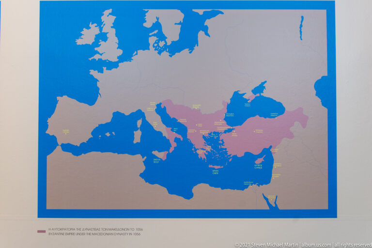 Color-coded historical map centered on the Mediterranean, Balkans, Italy, North Africa, and Near East.