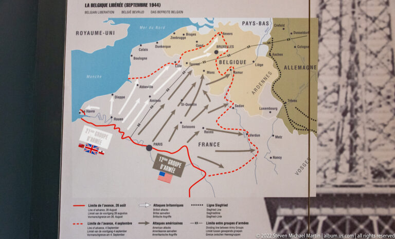 Map titled La Belgique libérée showing Allied advance routes into Belgium in September 1944.