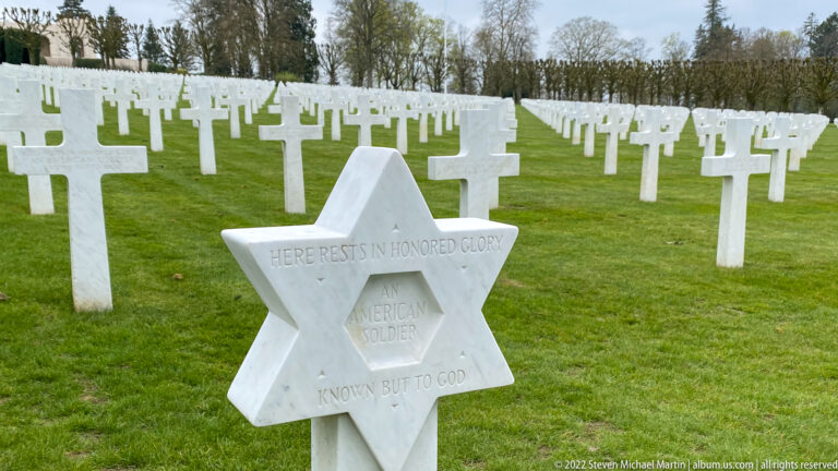 Star of David grave marker for an unknown American soldier, inscribed Known But to God.