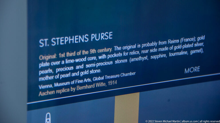 Museum panel headed ST. STEPHENS PURSE with descriptive text about its origin, materials, and Vienna collection.
