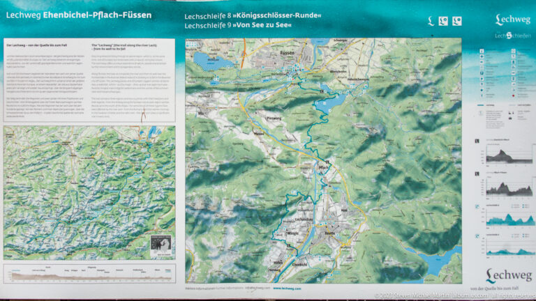 Large Lechschleife hiking map with route diagram, regional map, and elevation profiles.