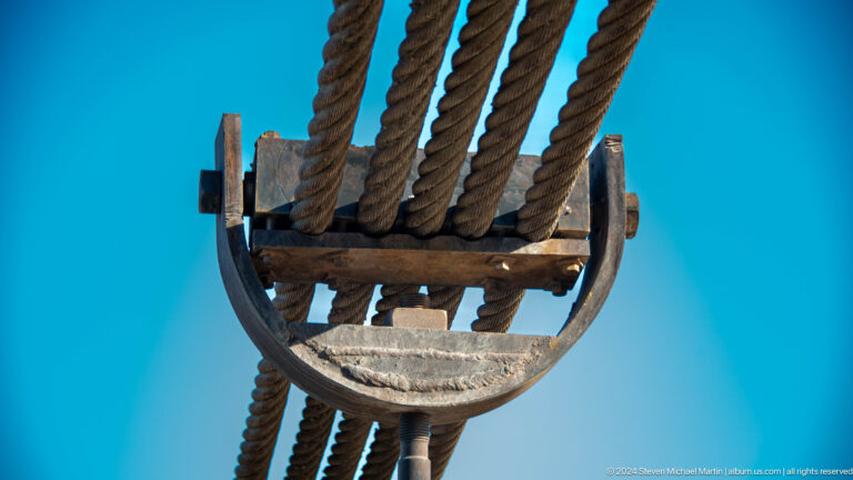 Close view of a suspension cable anchoring assembly.