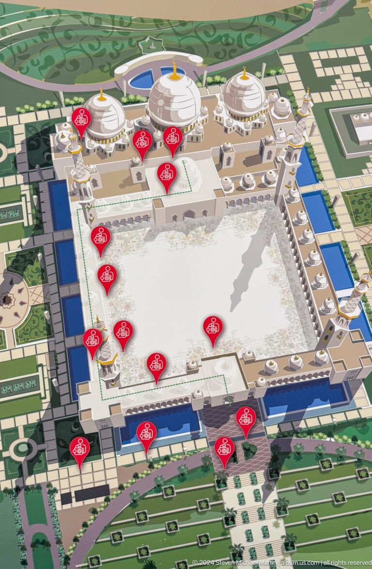 Illustrated site map of the mosque complex with courtyard, arcades, blue pools, gardens, and red visitor markers.