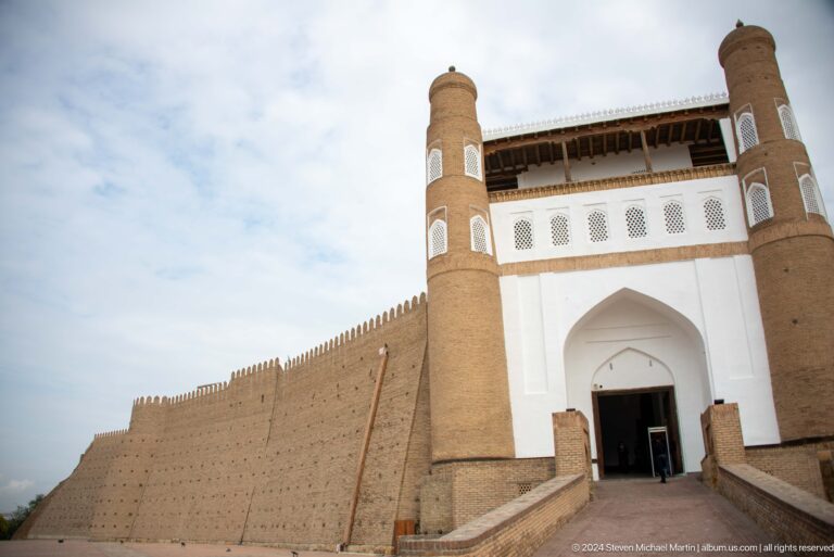 Low-angle view of Ark gate towers.