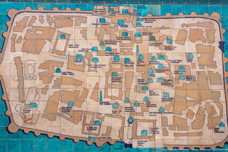 Illustrated visitor map of itchan kala.