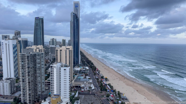 Surfer’s Paradise and Byron Bay