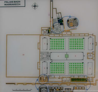 Printed plan of Badii Palace showing the central court, garden quadrants, surrounding rooms, numbered areas, and visitor routes.