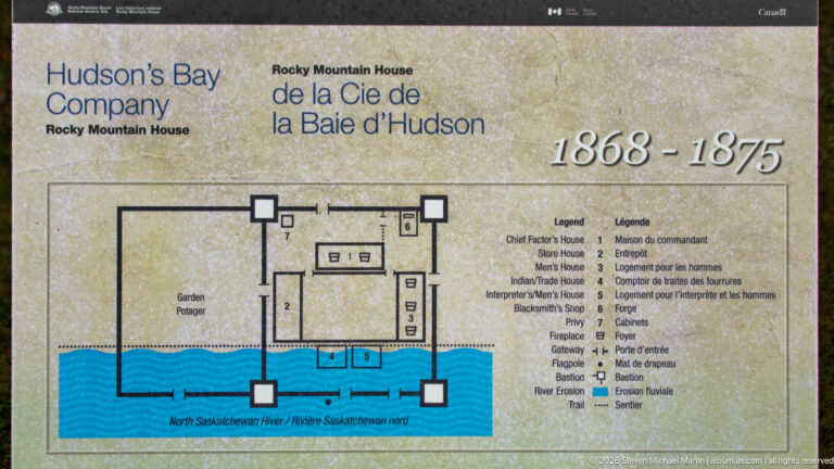 Bilingual 1868–1875 plan of the Hudson’s Bay Company Rocky Mountain House post beside the North Saskatchewan River.